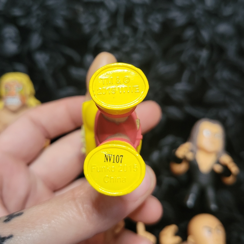 Mini Funkos - Picture 2 of 4